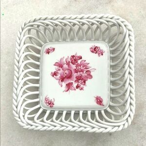 Herend Rare Square Basket Weave Dish Raspberry Chinese Bouquet 5.25 inches